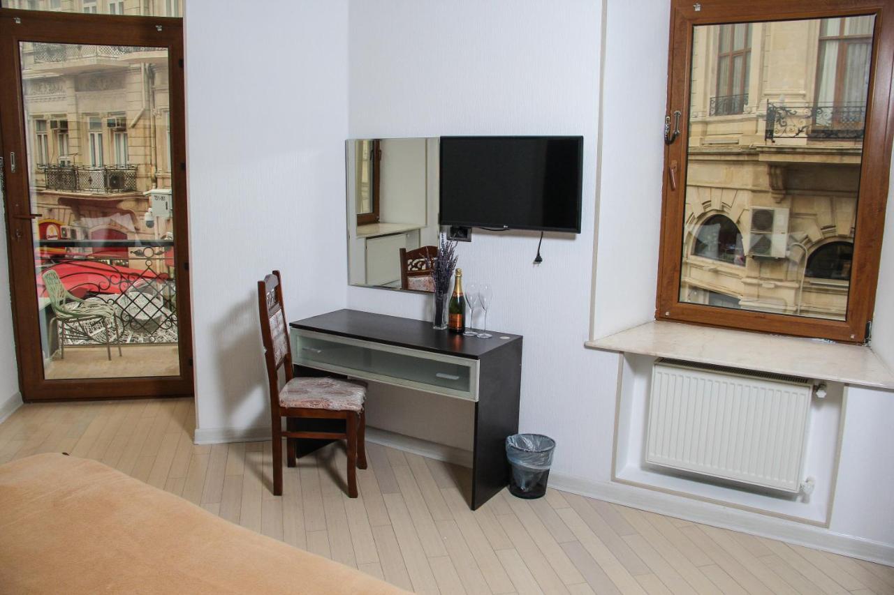 Solo Hotel On Nizami Street Baku Exterior photo